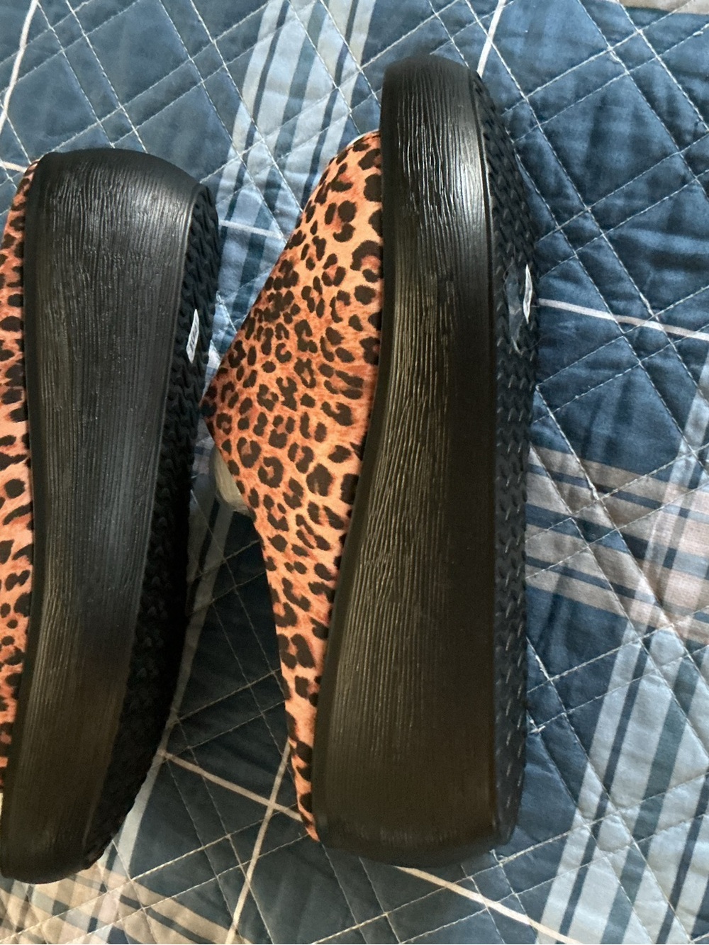 Leopard Print Slide Sandals - Women - Picture 4 of 4